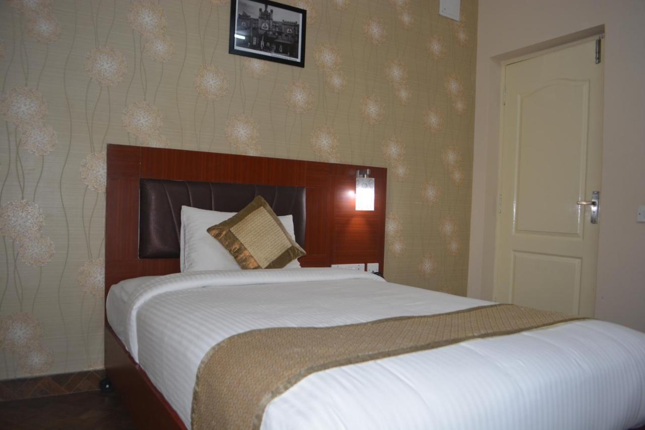 העיר בנגלור Emerald Suites Koramangala מראה חיצוני תמונה